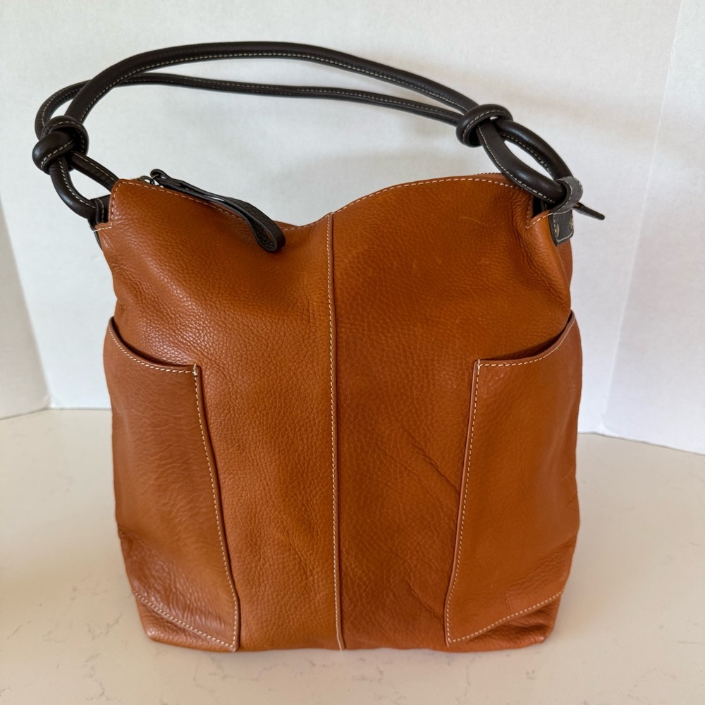 Sundance Genuine Leather Hobo Bag in Caramel Brown